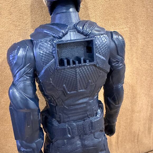 Captain America 2018 Marvel Hasbro Action Figure Posable 12" Avengers Titan Hero - Picture 5 of 9